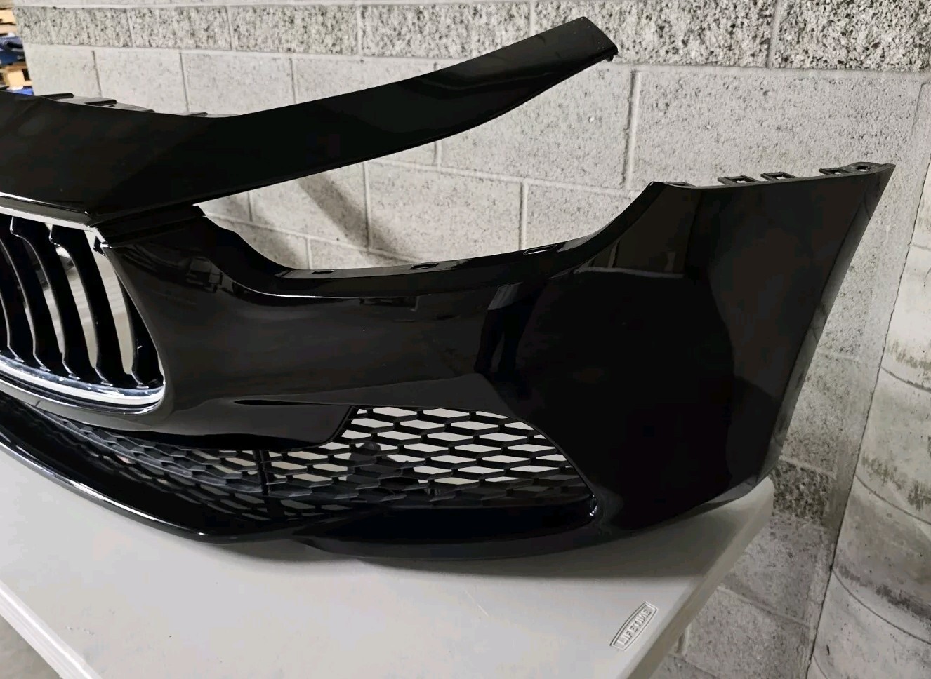 2014-21 Maserati Ghibli M157 Genuine Front Bumper w/Grille (NO SHIPPING)