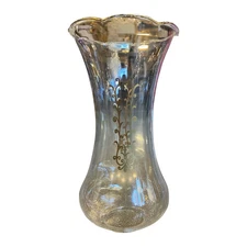 Handmade Clear Glass Lamp Shade with Gold Accent – Elegant Vintage Design