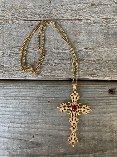 Vintage Gold Tone Avon Red Cabochon Cross Pendant Necklace Jewelry Gothic.