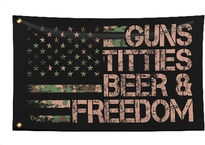 Bierflagge Guns Beer & Freedom 90 x 150 cm Dekoration für Innen Außen Geschenke