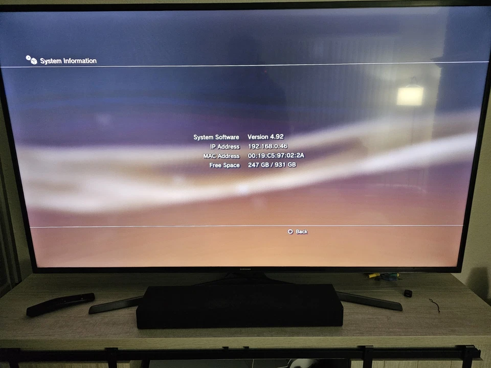 Sony PlayStation PS3 CECHE01 1TB Paquete retrocompatible Foto 3 de 4