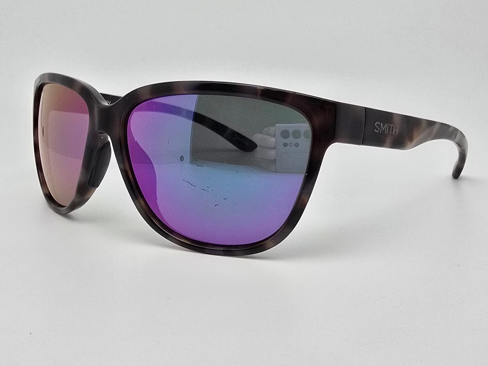 Gafas de sol Smith Monterey con marco de tortuga violeta ChromaPop lentes espejadas violetas Foto 3 de 4