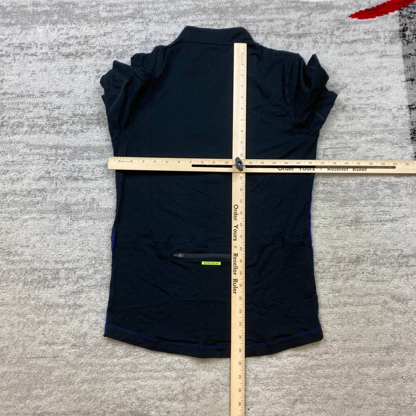 Mons Royale Ultra Lite Merino Air Con Shirt Small Black Athleisure Wool Bike Run