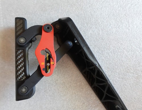 PORSCHE 991 GT 3 RS REAR RIGHT SPOILER DRIVE C F HINGE 99151215283 MISSING BOLT - Picture 11 of 14