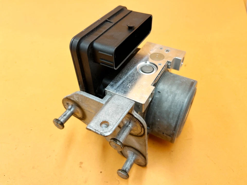 15-21 MERCEDES BENZ C300 W205 ABS ANTI LOCK BRAKE PUMP CONTROL MODULE UNIT OEM - Image 4 of 4