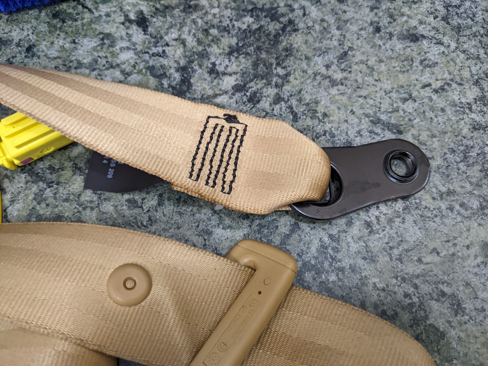 saffron Front Right Passenger Seat Belt oem Bentley Continental Flying Spur