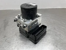 2018 Volvo V60 OEM ABS Anti Lock Brake Pump Assembly 22K 31400544 2015-2017