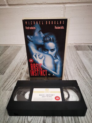 Michael Douglas - Basic Instinct - VHS Tape (PG18)