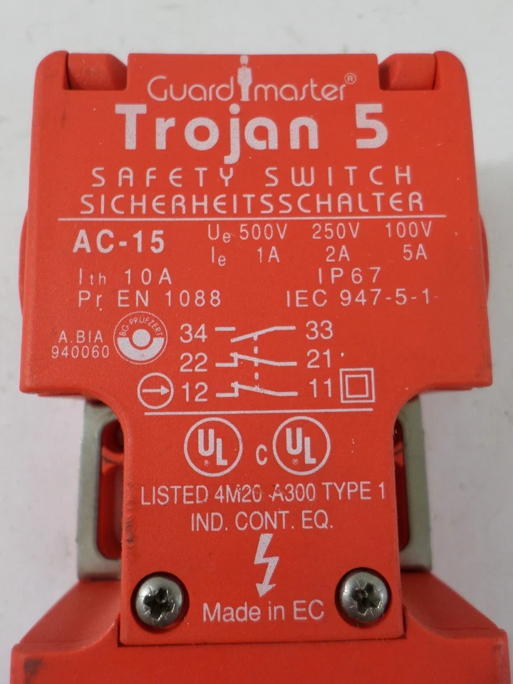 Interruptor de seguridad maestro de guardia Trojan 5 AC-15 MSS-5 M20 usado Foto 3 de 4