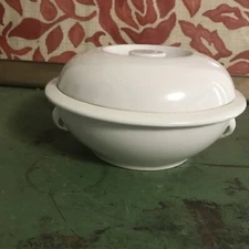 Vtg White Ironstone Handled Serving Bowl Chunky Vegetable Tureen w/ Lid Unmarked