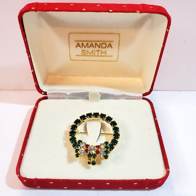 Vintage Amanda Smith Multicolor Rhinestone Gold Tone Christmas Wreath Brooch Pin