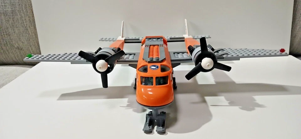 LEGO VINTAGE SET 60064 ARCTIC SUPPLY PLANE UNBOXED WITHOUT INSTRUCTIONS - Image 3 of 4