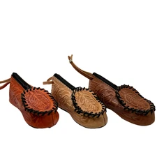 Mexican Leather Shoe-Shaped Coin Pouch in Assorted Colors 1pc | Monedero de Piel