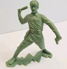 Vintage Original 1963 Louis Marx & Co. WWII RUSSIAN SOLDIER- 5" Inches Tall