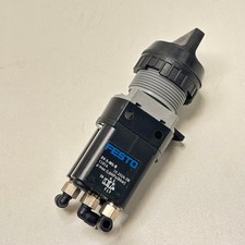 FESTO-SV-5-M5-B 11914 1PC New Front Panel Valve SV5M5B Free Shipping