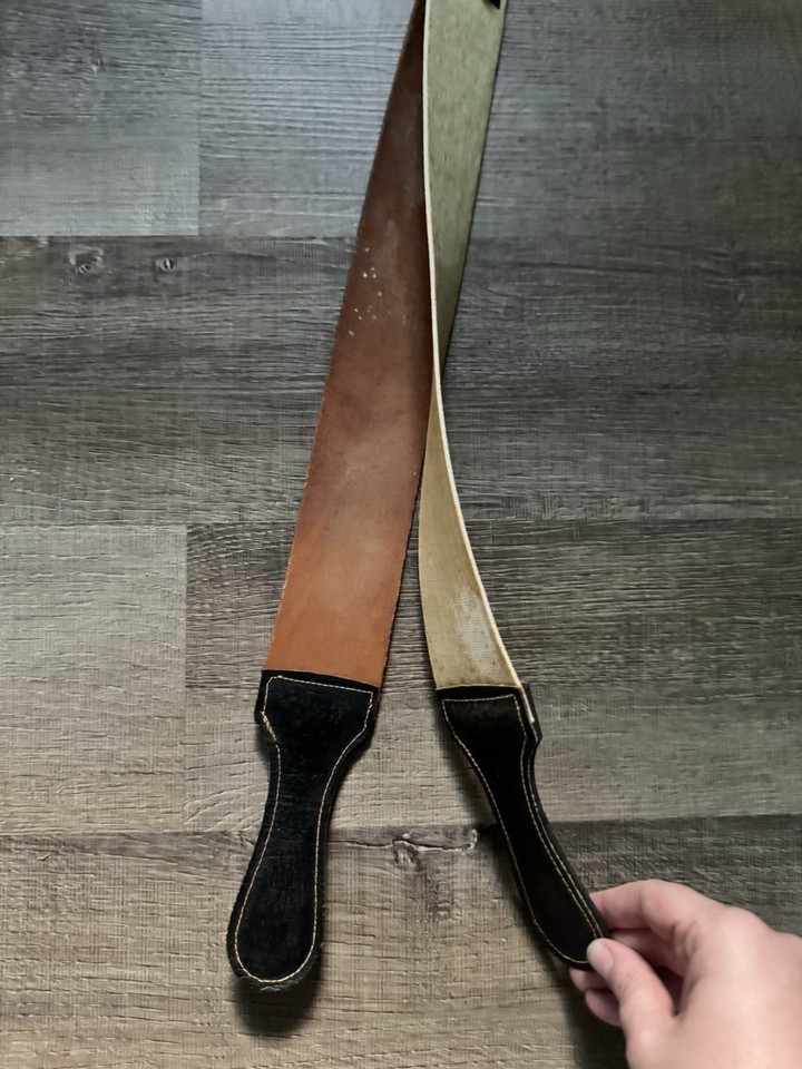 Vintage Illinois Razor Strop Co 835 Horsehide Leather Hanging Razor ...