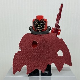 LEGO Nexo Knights nex051 General Magmar Cape Minifigure & Weapon 70321 Note