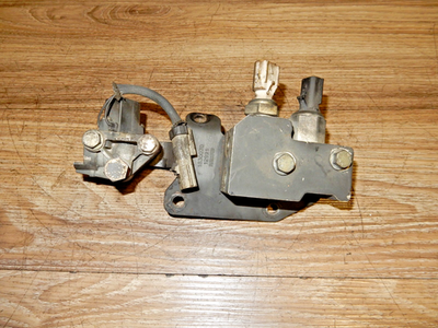 Paccar MX13 Cummins Fuel DEF Shutoff Solenoid Valve 3685406