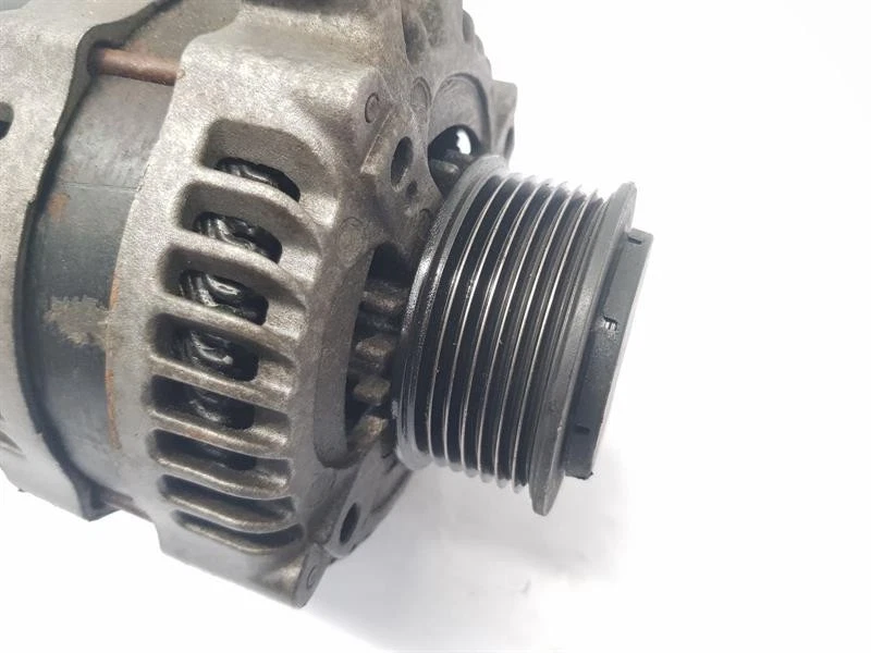 Honda Accord 2006 alternador 2,2 diésel N22A1  Foto 2 de 4