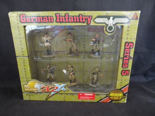 21st CENTURY Ultimate Soldier 32X 1:32 WWII German Infantry Series 5 #20012 NIB - Picture 1 of 3