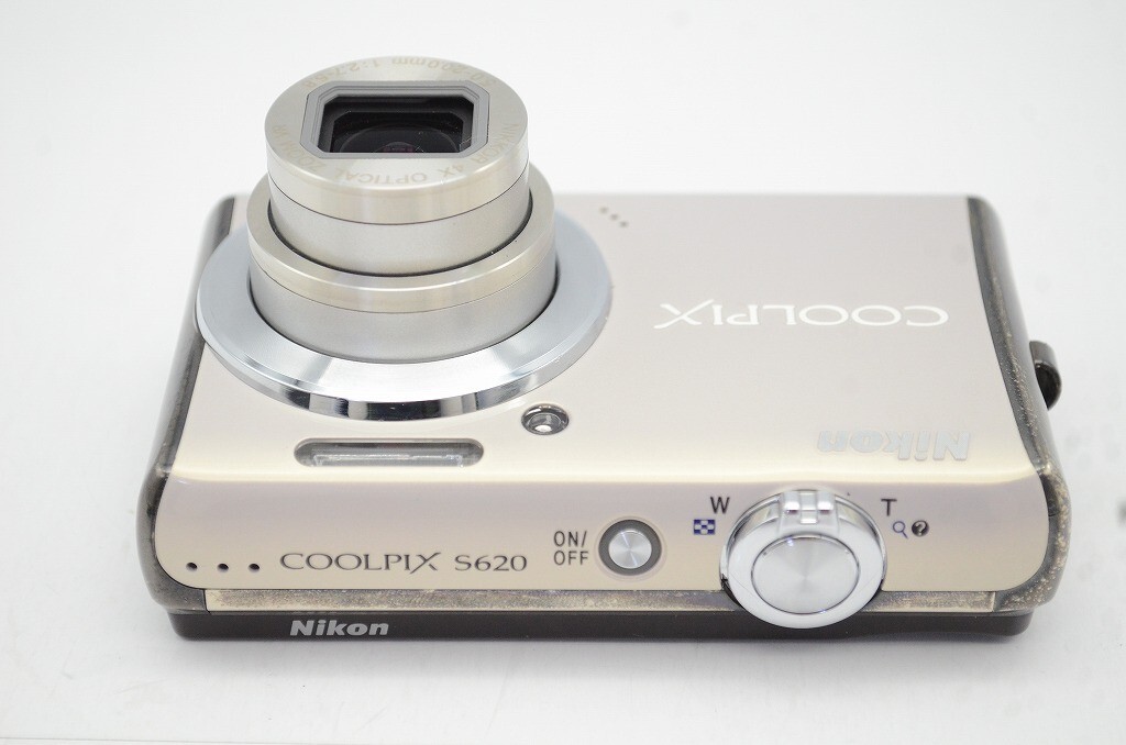 Nikon COOLPIX S620 12.2 MP Digital Camera - Silver for sale