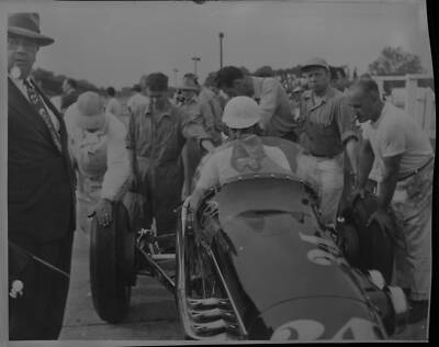 Ralph Pratt waits in the pit area before attempting to qualify 1949 Indy Photo