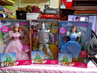 Lot of 3 WIZARD OF OZ DOLL'S, Dorothy #25812,The TIN MAN #Asst26384,Glinda 25813 — photo 1