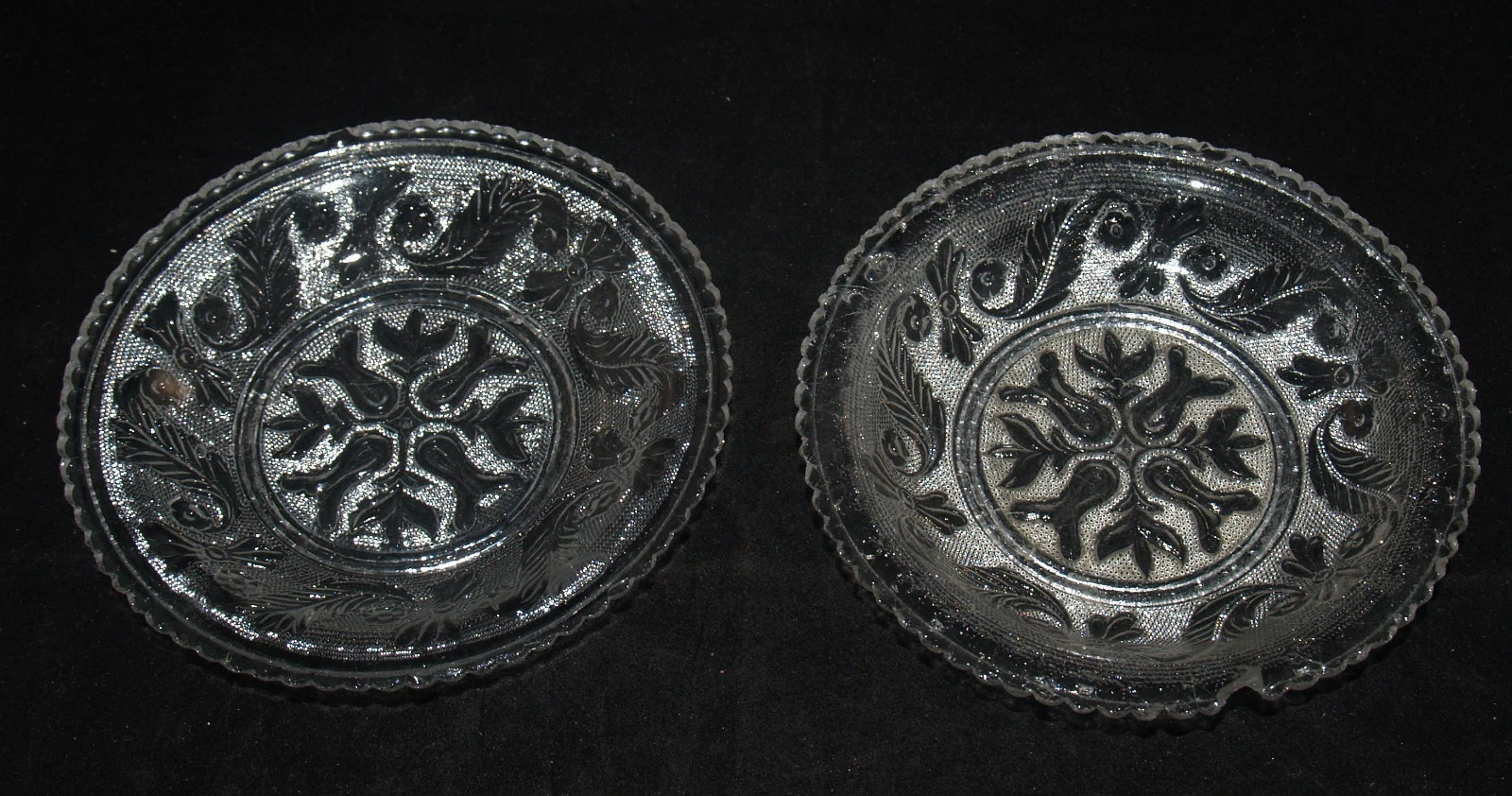 2 ANTIQUE AMERICAN SANDWICH GLASS PRESSED DISH BOWL LACY TULIP & ACANTHUS LEAF