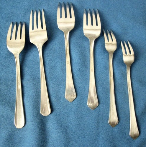 6 Vintage Silverplate Dessert & Cocktail Forks, Talisman, Deauville, Victor One - Picture 2 of 4