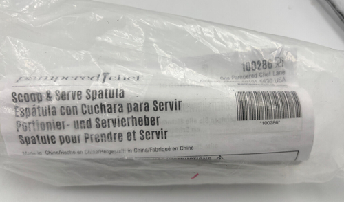 Pampered Chef Scoop & Server Spatula #100286 – New in the Package - Picture 2 of 5