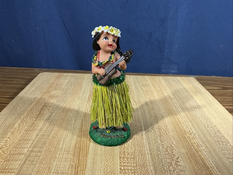 Vintage 6” Dashboard Hula Girl with Ukulele  Hula Grass Skirt