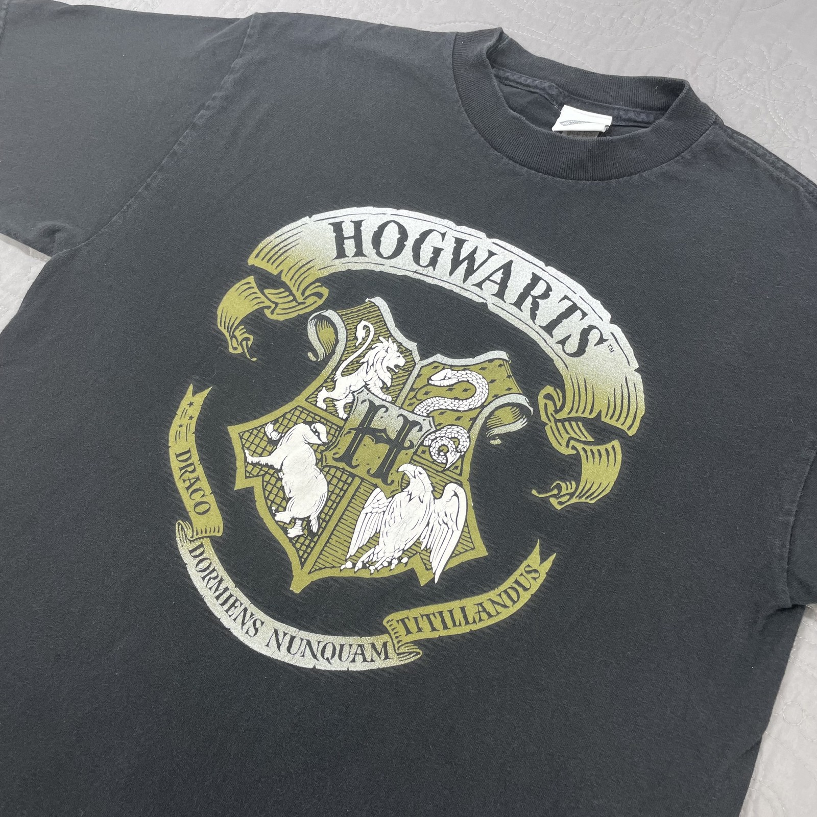 Vintage Harry Potter Shirt Mens M Draco Malfoy Warner Bros Hogwarts Crest 2000