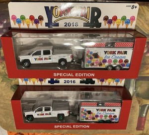 Greenlight York Fair Truck And Trailers One Chase And One Regular