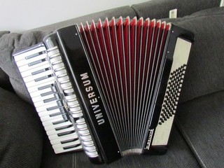 Akkordeon Universum Elegance 72 Bässe 34 Taten 3 Bass Register 5 Diskant (TOP!!)