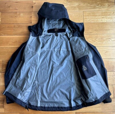 New】ARC'TERYX Beta AR Jacket M-Stormhood Black Sapphire - Size S