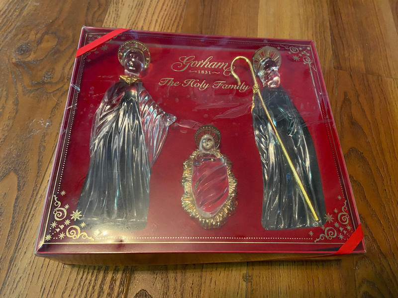 Vintage Gorham Nativity Holy Family Set Crystal with 24K Gold Accents - 3 Pieces