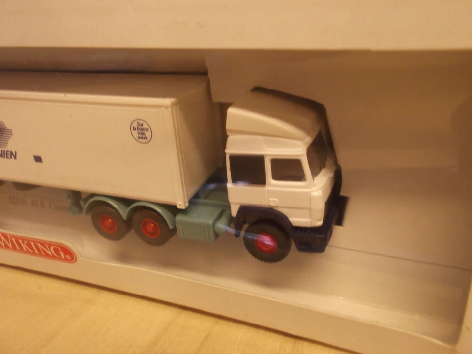 WIKING H0 523 01 Iveco Turbo Star Contenitore-Sz " Tedesco Afrika-Linien " Neu - Immagine 2 di 3