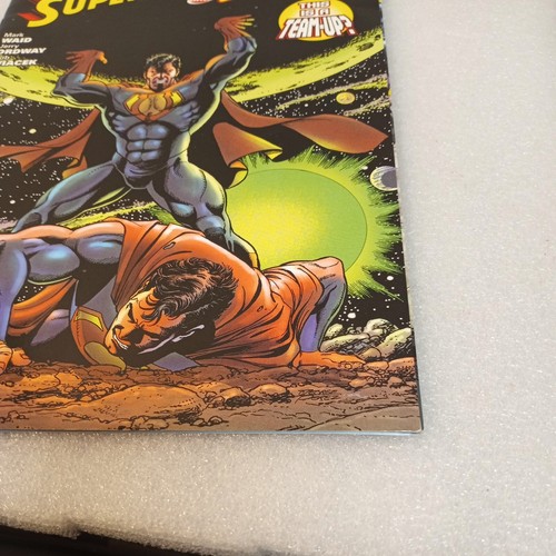 DC The Brave And Bold #11 Superman And Ultraman Comic - 第 4/4 張圖片