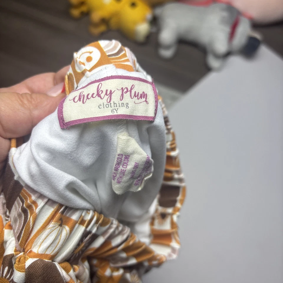 Pantalón Corto Cheeky Ciruela Otoño/Acción de Gracias Niña Talla 7 Foto 3 de 4