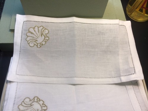 Frette Göttin bestickt Serviette (4er Set) - Neu in Verpackung weiß/gold - Bild 4 von 8