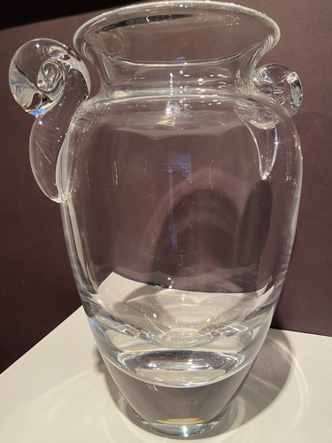 STEUBEN HELLENIC URN by Robert Cassetti art glass vase with large sroll handles! - Picture 9 of 24