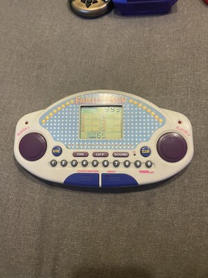 Family Feud Handheld Game with instruction hook!