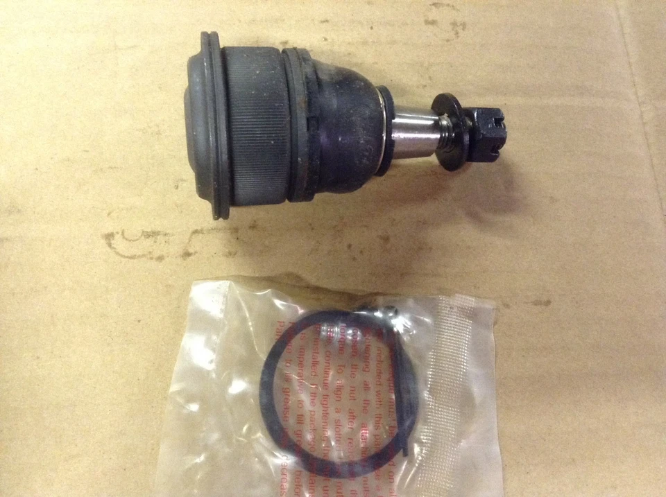 Junta de rótula de suspensión delantera NAPA 104328 - Se adapta a 03-09 Hummer 99-11 GMC 99-11 Chev Foto 3 de 4