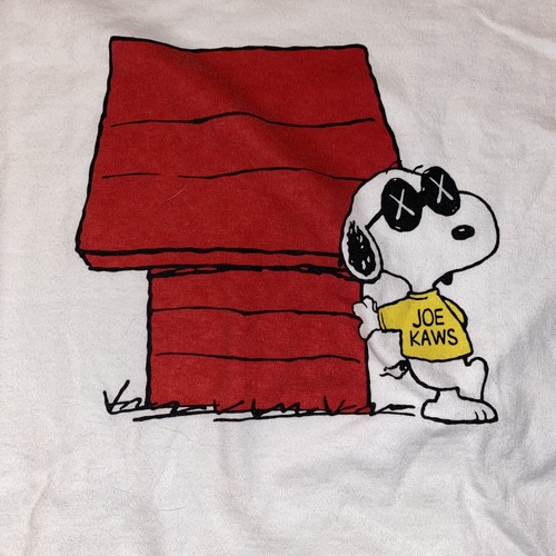 KAWS X UNIQLO X PEANUTS JOE KAWS DOGHOUSE TEE WHITE KIDS LARGE (11-12) - Picture 2 of 8