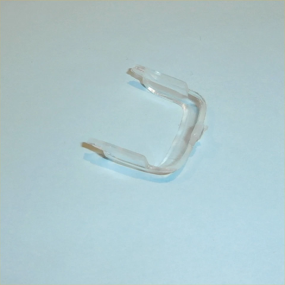 Corgi Toys  151 Lotus Le Mans Early Slot Fit Windscreen Window Unit - Image 2 of 4