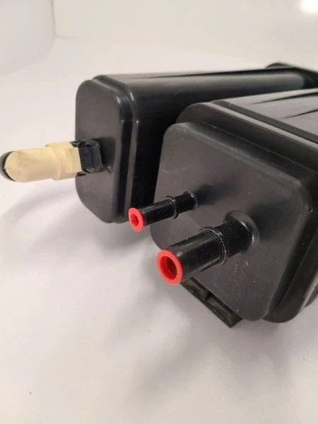 2008-2017 BUICK ENCLAVE 3.6L Fuel Vapor Canister 15136019 Foto 3 de 4