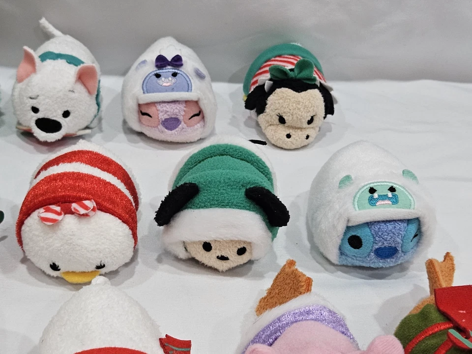 Disney Tsum Tsum Peluche 2018 Calendario de Adviento Lote de 21 - Edición Navidad Invierno Foto 4 de 4