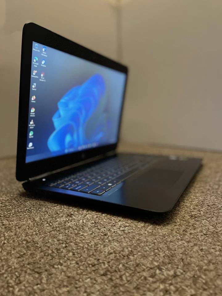 HP Pavilion Gaming - 15.6'' i7 16GB 128GB SSD + 1 TB GeForce GTX 1050 Win11 - Image 4 of 4