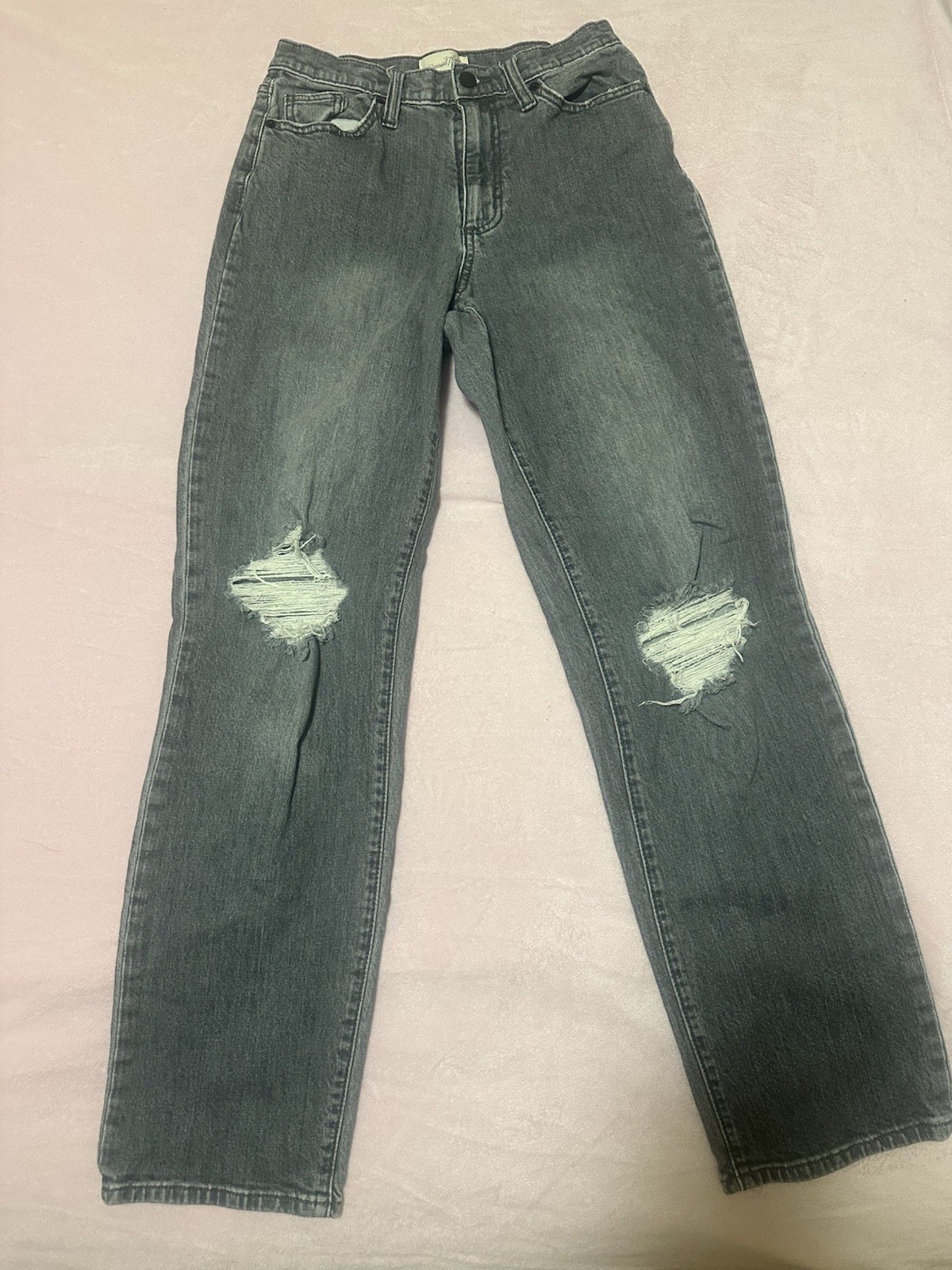 Universal Thread green distressed straight leg je… - image 1