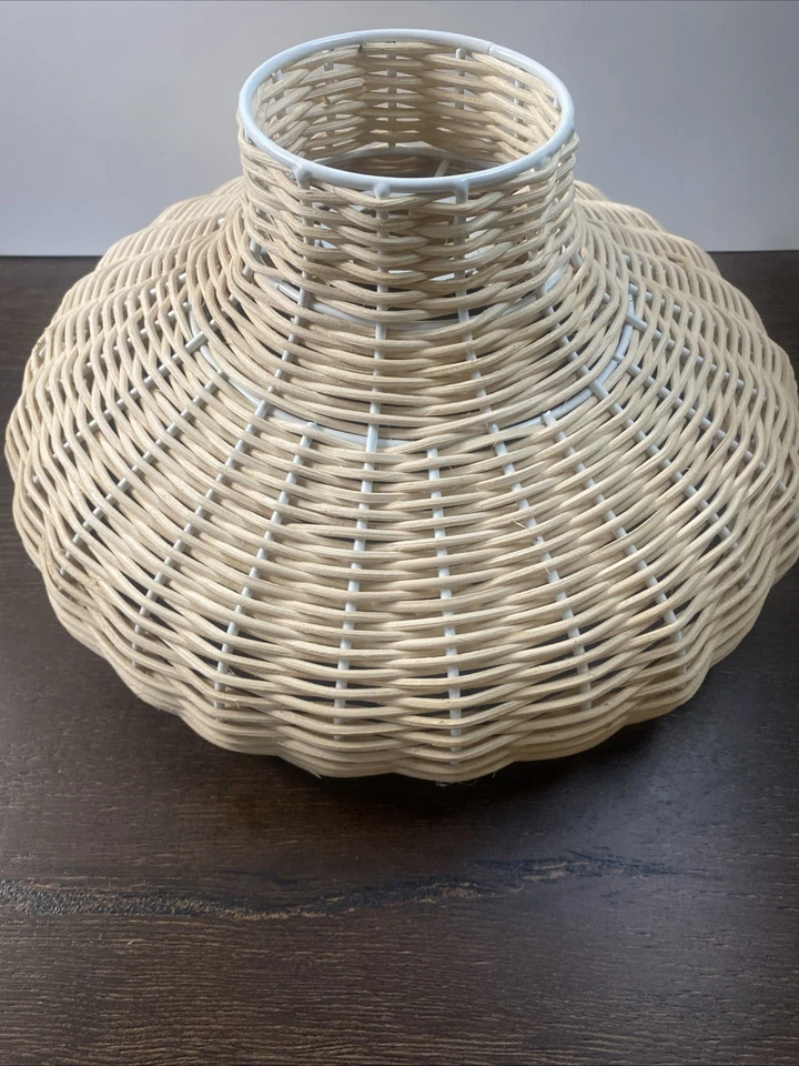 Lámpara colgante de mimbre ratán con forma de hongo base 11,5 Foto 2 de 4